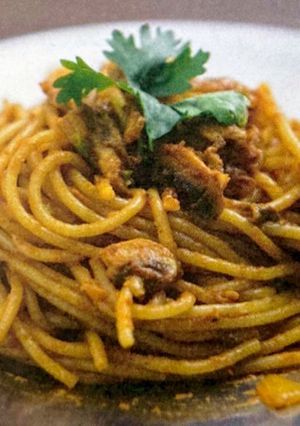 カレーパウダーが隠し味トマトソースパスタ-レシピのメイン写真