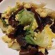 さっぱり仕上げ、レタスとキクラゲ炒め