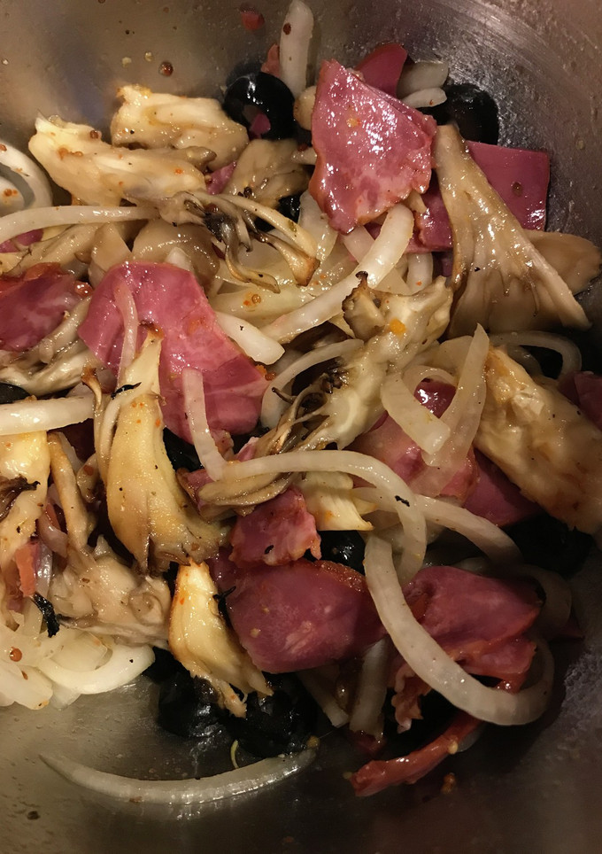 スモークタンと焼き舞茸とオリーブのマリネ-レシピのメイン写真