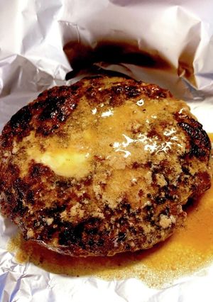 肉汁たっぷりのチーズインハンバーグ!!-レシピのメイン写真