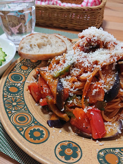 ワンパンで♪茄子とゴーヤのトマトパスタ-レシピのメイン写真
