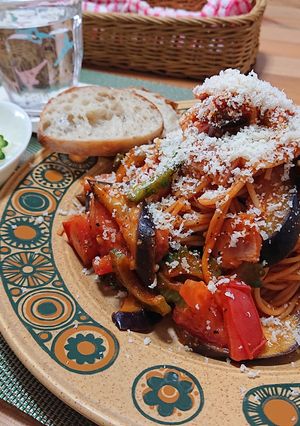 ワンパンで♪茄子とゴーヤのトマトパスタ-レシピのメイン写真