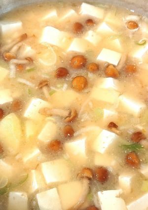 じゃがいも豆腐なめこ長ネギの味噌汁-レシピのメイン写真
