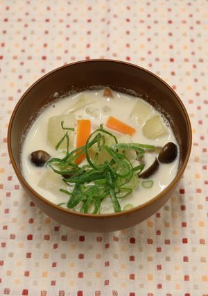 【妊娠期】牛乳入りみそ汁-レシピのメイン写真
