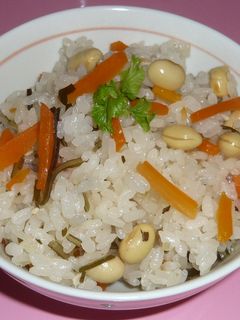 塩昆布と大豆の炊き込みご飯-レシピのメイン写真