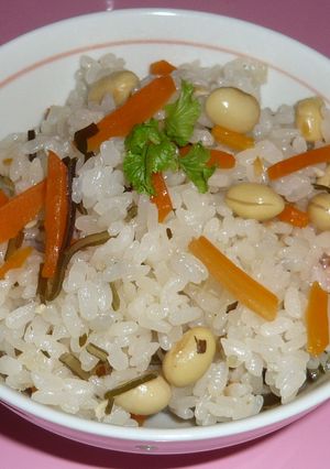 塩昆布と大豆の炊き込みご飯-レシピのメイン写真