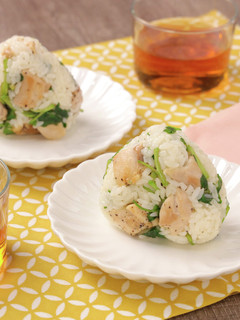 レモン香るチキンソテーのごちそうおにぎり-レシピのメイン写真
