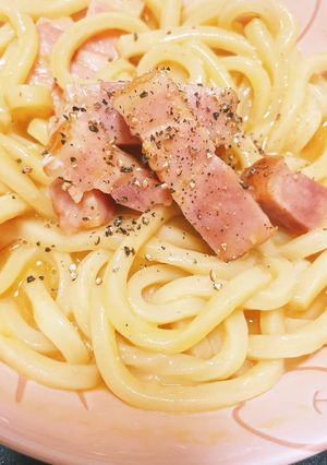 冷凍うどんで簡単カルボナーラ-レシピのメイン写真