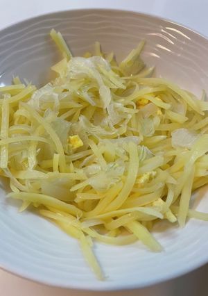 じゃがいも、玉ねぎ、卵の炒め物-レシピのメイン写真