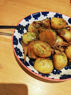 新じゃがと舞茸のバター醤油炒め-レシピのメイン写真
