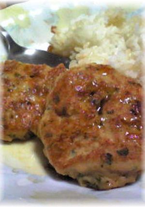さっぱり♪ふぁふぁ♪鶏シソ豆腐バーグ-レシピのメイン写真