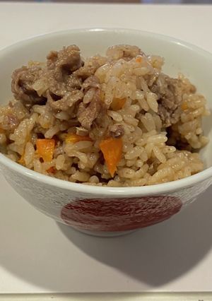 牛肉と人参の炊き込みご飯♪-レシピのメイン写真