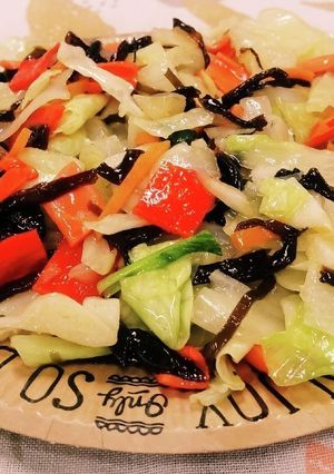 «カットきゃべつ&イカ&わさび昆布佃煮»-レシピのメイン写真