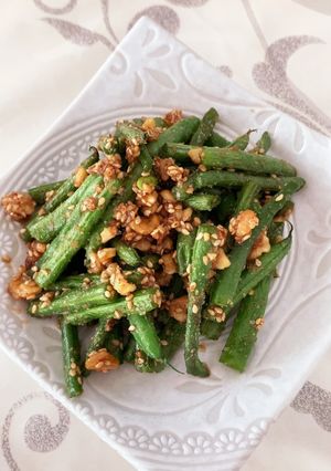 旬の野菜でナッツ胡麻和え-レシピのメイン写真