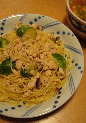簡単★芽キャベツのパスタ★鶏ひき肉編-レシピのメイン写真