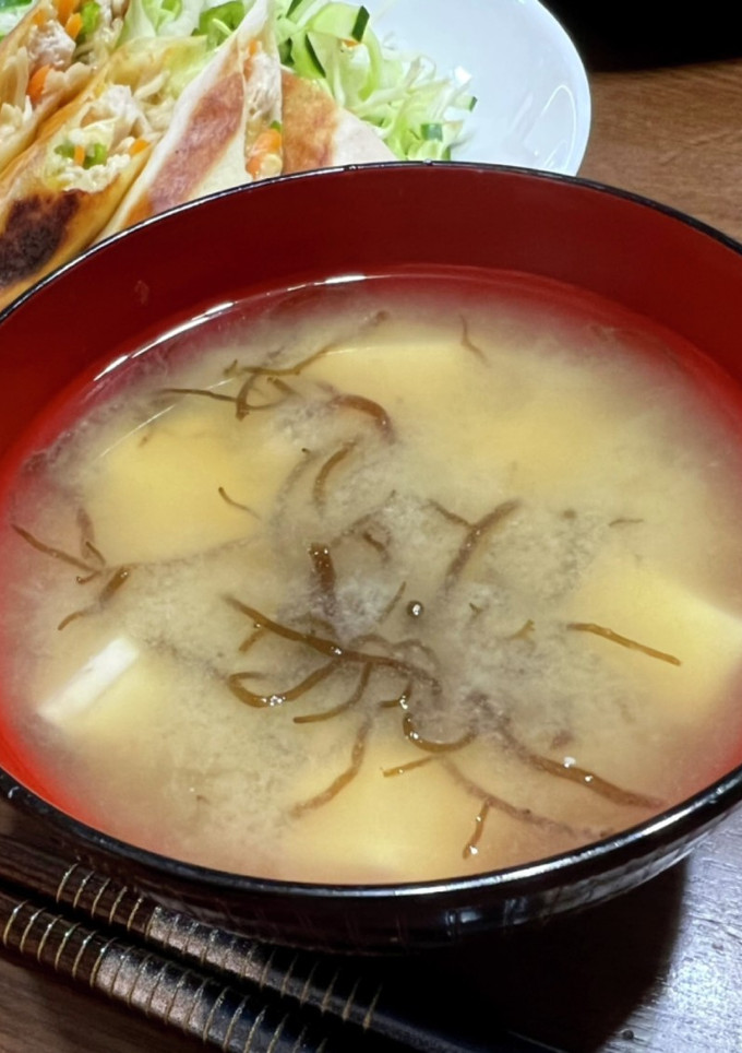 もずくと豆腐のおみそ汁-レシピのメイン写真