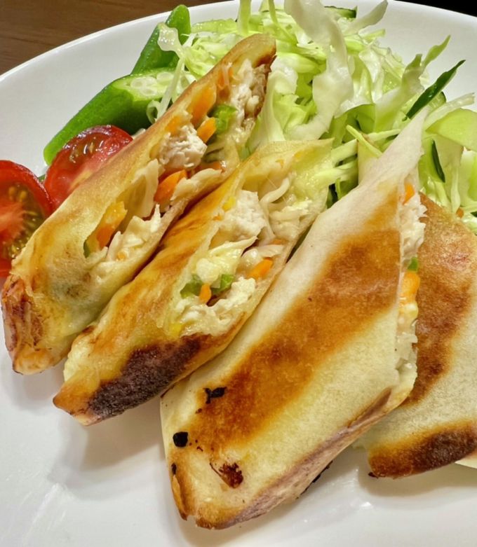 鶏ささみとヘルシー野菜の焼き春巻き by kanoto's キッチン