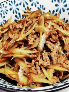 豚ひき肉と新ごぼうのおかず-レシピのメイン写真