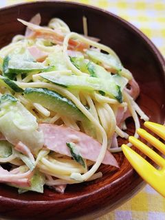 子供喜ぶ!胡瓜とハムのサラダスパゲティ!-レシピのメイン写真