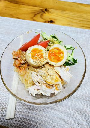冷たい麺で【ピリ辛ビビン麺】-レシピのメイン写真