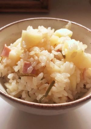 じゃが芋とハムのコンソメご飯-レシピのメイン写真