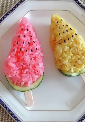 スイカ バー風 おにぎり？かな(^o^)-レシピのメイン写真