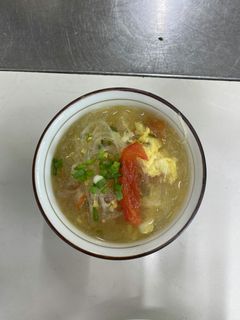 番茄冬粉湯(トマトと春雨のスープ)-レシピのメイン写真