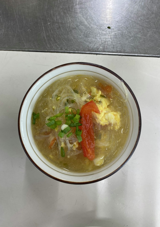 番茄冬粉湯（トマトと春雨のスープ）-レシピのメイン写真