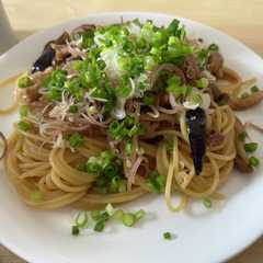 รูปของ なすと豚肉としめじの和風夏パスタ
