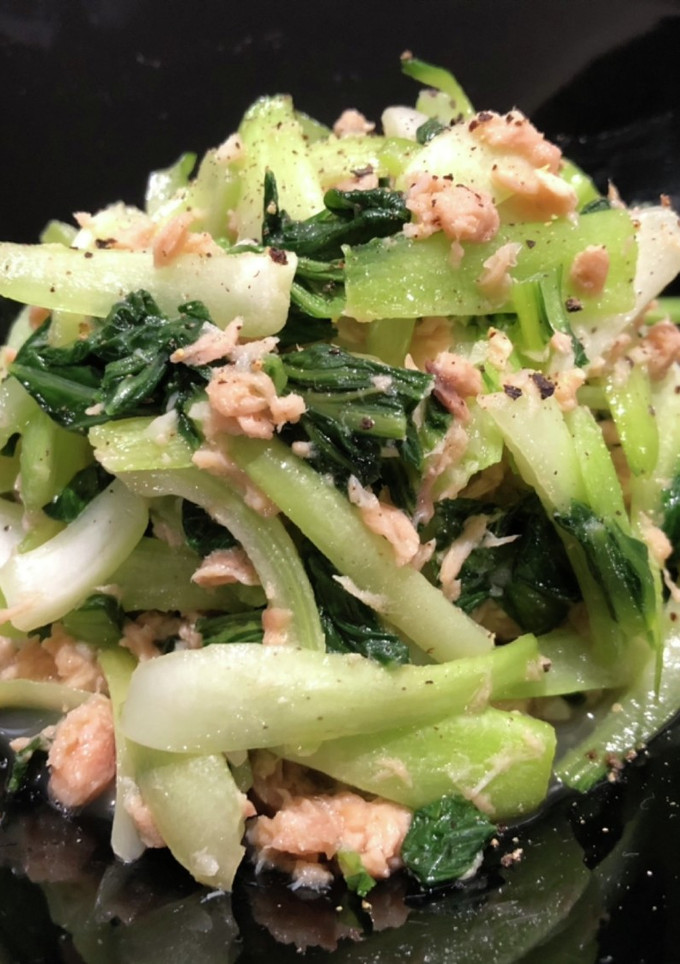 箸休めに【ツナと青梗菜の炒め物】-レシピのメイン写真