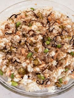 超簡単☆止まらない!鮭と枝豆の混ぜごはん-レシピのメイン写真