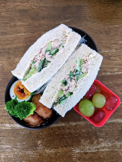 JK☆ツナマヨきゅうりのサンドイッチ弁当-レシピのメイン写真