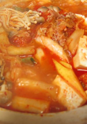 肉豆腐風のキムチチゲ　締めは雑炊で-レシピのメイン写真