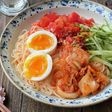 トマトと辣油のトマラーそうめん