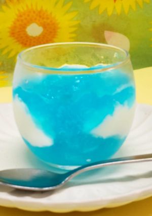 高齢者も涼しく！　夏の青空ゼリー-レシピのメイン写真
