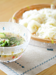 つめたい麺にぴったりなサバ缶のつけ汁-レシピのメイン写真