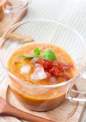 スイカのガスパチョ　生ハムジャーキーのせ-レシピのメイン写真