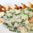 ネバネバダレをかける餃子