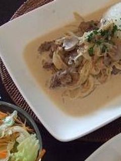☆簡単!ビーフストロガノフ☆ランチにも!-レシピのメイン写真