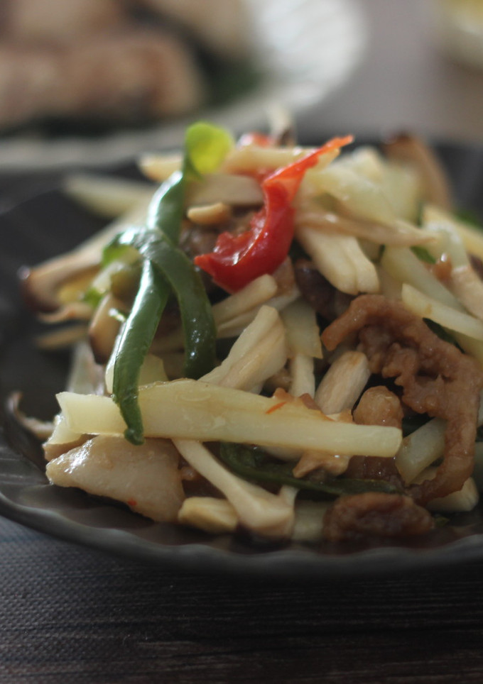 野菜が主役！じゃがいもと豚肉の青椒肉絲-レシピのメイン写真