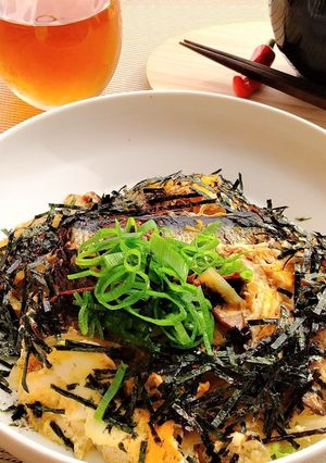 備蓄食品で美味♪いわしのかば焼き卵とじ丼-レシピのメイン写真
