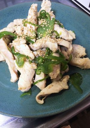 鶏むね肉とピーマンの塩麹焼き-レシピのメイン写真