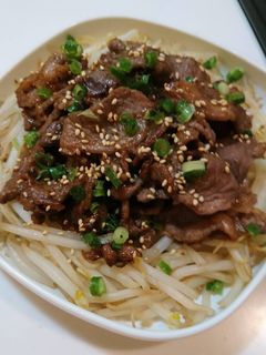 簡単!激ウマ!牛肉ともやしの味噌炒め♪-レシピのメイン写真