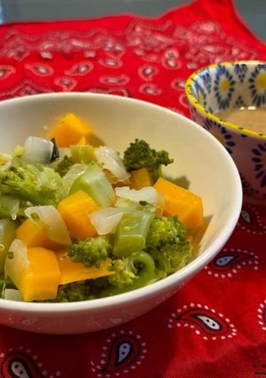 ブロッコリーと人参の野菜サラダ-レシピのメイン写真