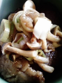 え?焼肉残り肉で☆簡単おいしい味噌牛丼-レシピのメイン写真