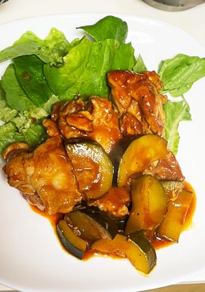 鳥手羽元とズッキーニのトマト煮-レシピのメイン写真