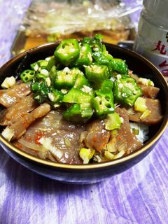 オクラ乗せカツオ漬け丼♪(о'¬'о)-レシピのメイン写真