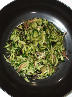 塩昆布みょうが胡瓜♪簡単熱中症に漢方薬膳-レシピのメイン写真