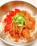 ピリ辛が最高！夏にピリッと海鮮そうめん！