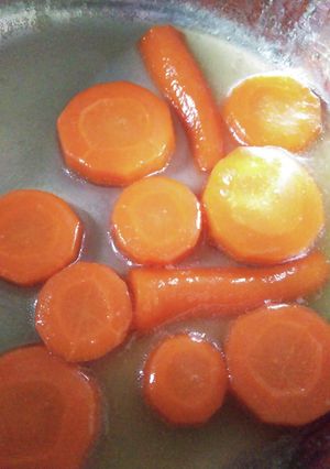 煮るだけ!!甘〜く♡人参グラッセ-レシピのメイン写真